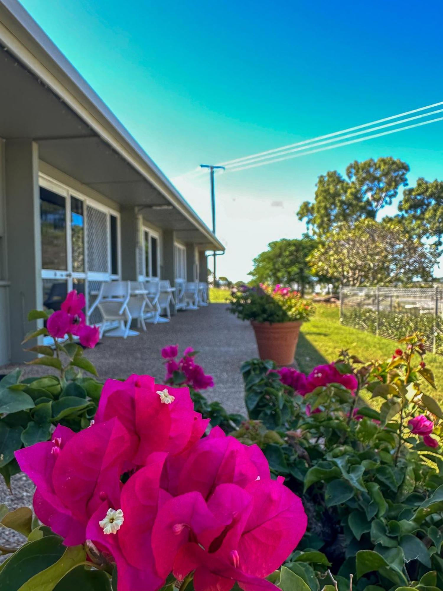 Ocean View Motel Bowen Exterior foto